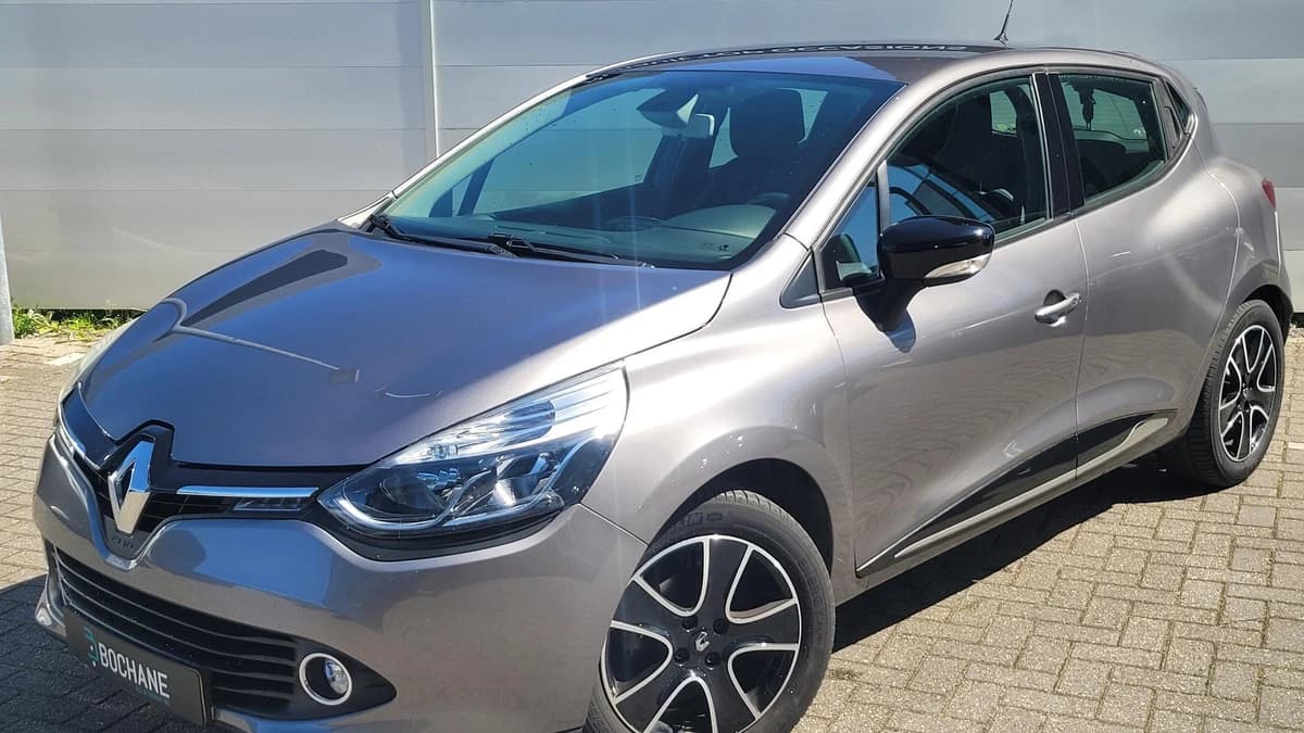 Renault Clio — foto 1
