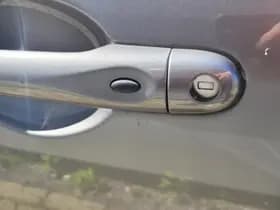 Renault Clio thumbnail 28