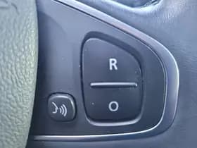 Renault Clio thumbnail 30