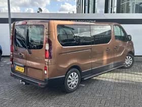 Renault Trafic thumbnail 2