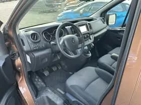 Renault Trafic thumbnail 3
