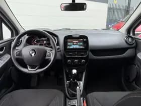 Renault Clio thumbnail 3