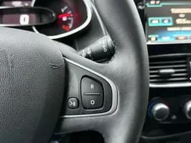Renault Clio thumbnail 31