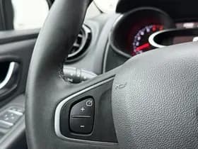 Renault Clio thumbnail 33