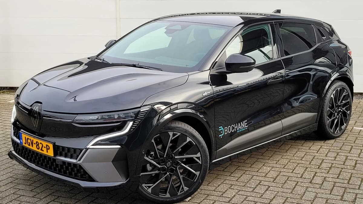 Renault Mégane E-Tech — foto 1