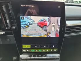 Renault Mégane E-Tech thumbnail 12