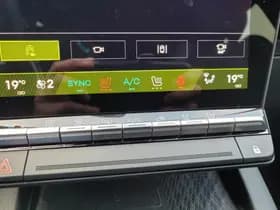 Renault Mégane E-Tech thumbnail 13