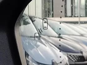 Renault Mégane E-Tech thumbnail 14