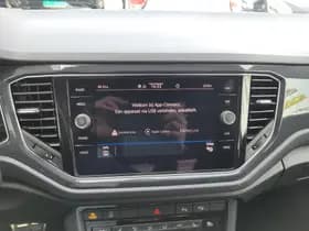 Volkswagen T-Roc thumbnail 36