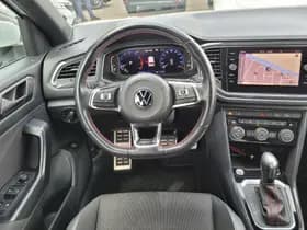 Volkswagen T-Roc thumbnail 9