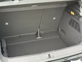 Renault Mégane E-Tech thumbnail 35