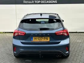 Ford Focus thumbnail 18