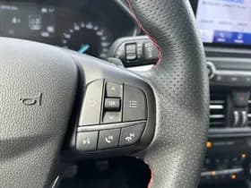 Ford Focus thumbnail 21