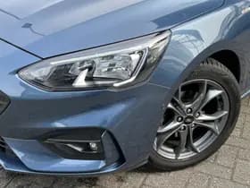 Ford Focus thumbnail 24