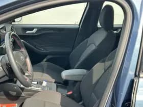 Ford Focus thumbnail 7