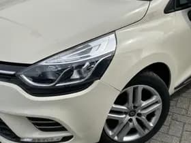 Renault Clio thumbnail 23