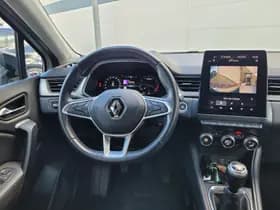 Renault Captur thumbnail 3