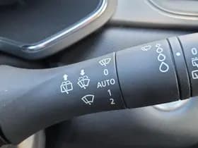 Renault Captur thumbnail 33