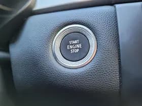 Renault Captur thumbnail 36