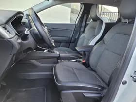 Renault Captur thumbnail 7