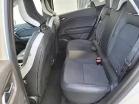 Renault Captur thumbnail 8