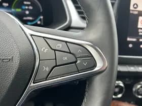 Renault Captur thumbnail 21