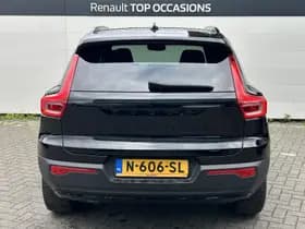 Volvo XC40 thumbnail 18