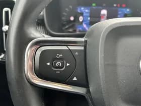 Volvo XC40 thumbnail 20