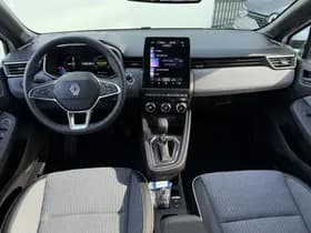 Renault Clio thumbnail 3