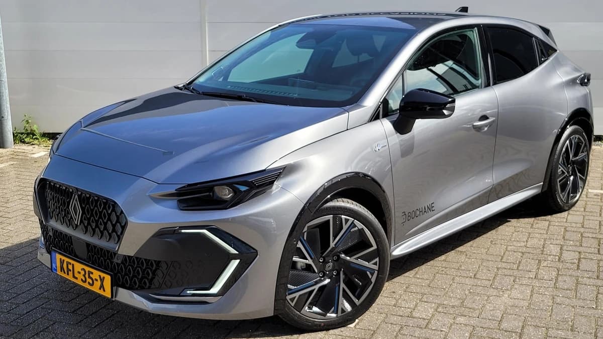 Renault Clio — foto 1