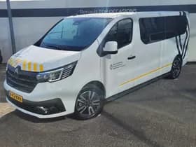 Renault Trafic thumbnail 2