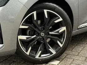 Renault Clio thumbnail 22