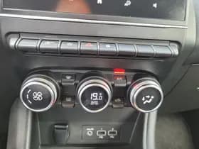 Renault Captur thumbnail 13