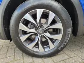 Renault Captur thumbnail 25
