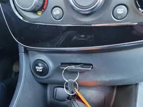 Renault Clio thumbnail 27