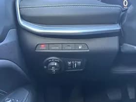 Jeep Compass thumbnail 29