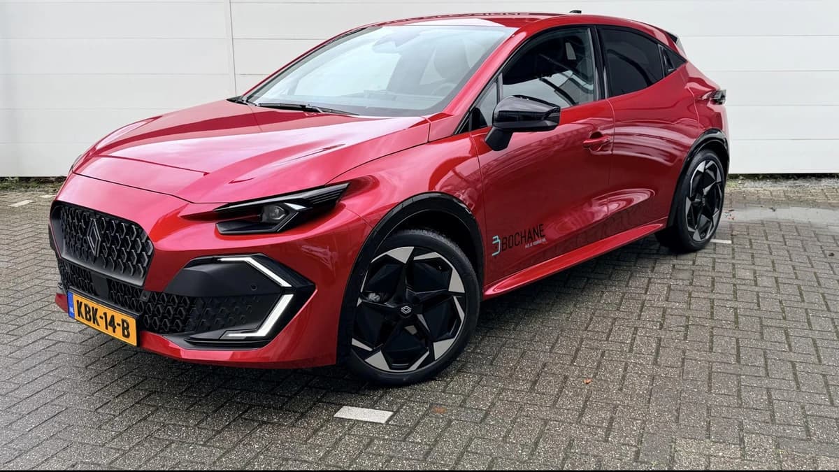 Renault Clio — foto 1