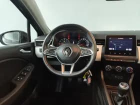 Renault Clio thumbnail 17
