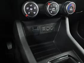 Renault Clio thumbnail 21