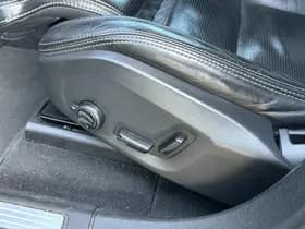 Volvo XC60 thumbnail 25