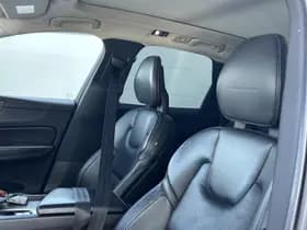 Volvo XC60 thumbnail 10