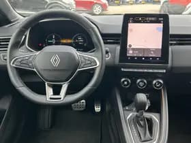 Renault Clio thumbnail 10