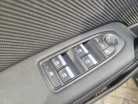Renault Captur thumbnail 22