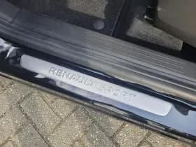 Renault Captur thumbnail 34