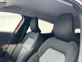 Renault Clio thumbnail 27