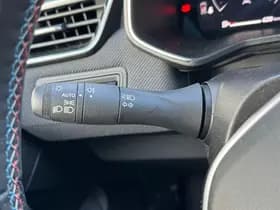 Renault Clio thumbnail 27