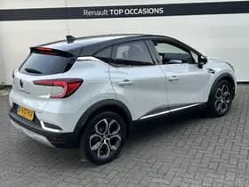 Renault Captur thumbnail 2