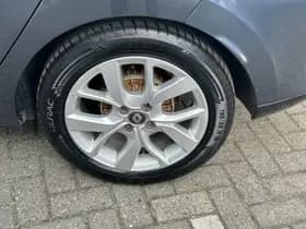 Renault Clio thumbnail 18