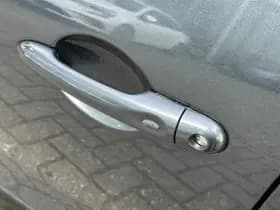 Renault Clio thumbnail 21