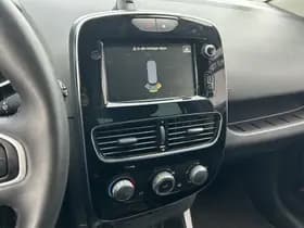 Renault Clio thumbnail 12